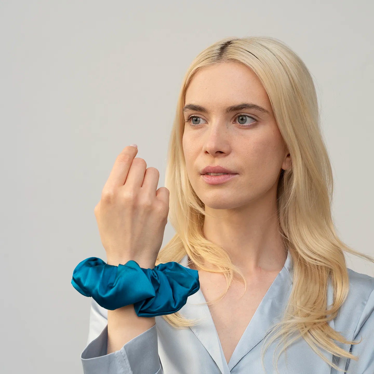 Nagy Selyem Scrunchie