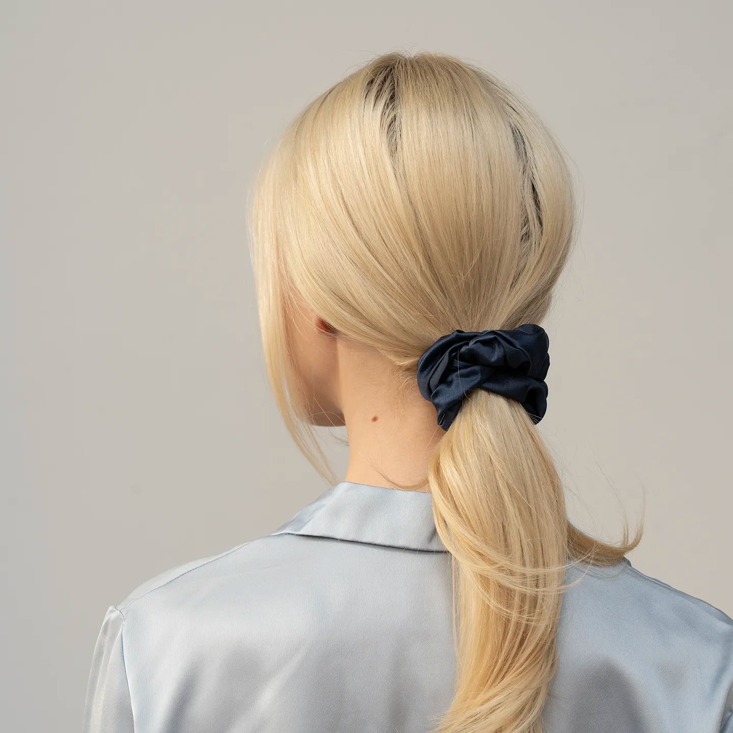 Nagy Selyem Scrunchie