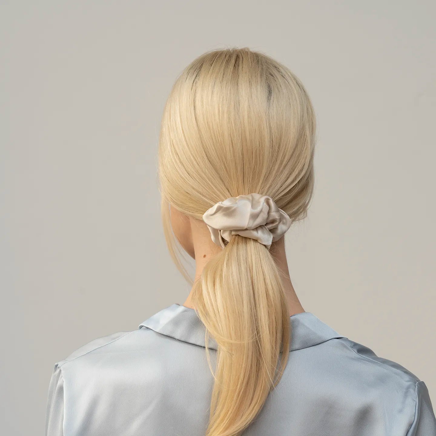 Nagy Selyem Scrunchie